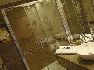 Valis Resort Spa & Conference Center - Bathroom