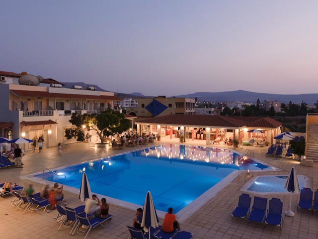Lavris Paradise Hotel - 