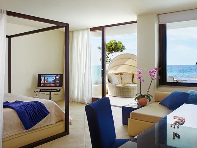 Amirandes Exclusive Resort - 