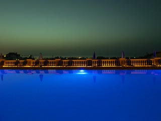 Notos Apartments - Swimmining Pool at Night