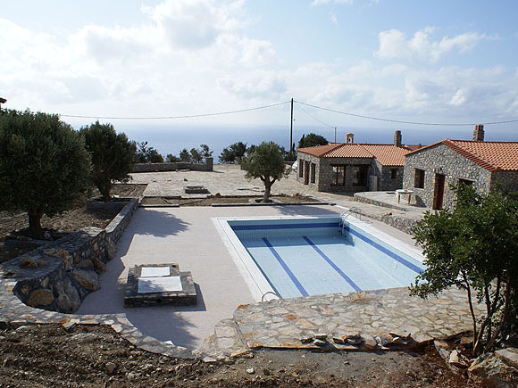 Vrachos Villas - Swimming Pool View