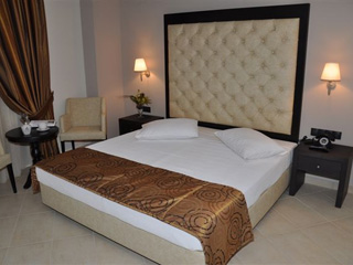 Amalias Hotel - Double Room