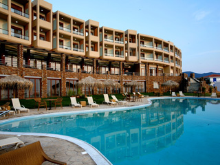 Evia Hotel & Suites - Pool
