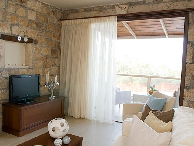 Enalio Suites - Living Room