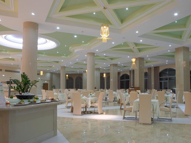 Atrium Platinum Spa & Convention Resort - 