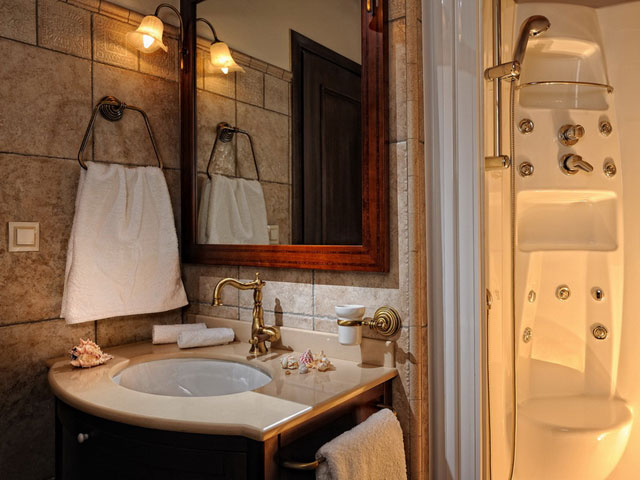 Ierapetra Villas - Bathroom