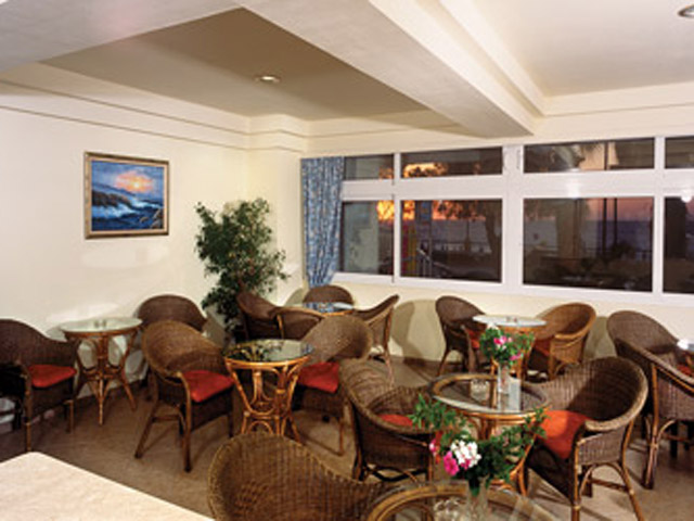 Rhodos Beach Hotel - Bar Lounge