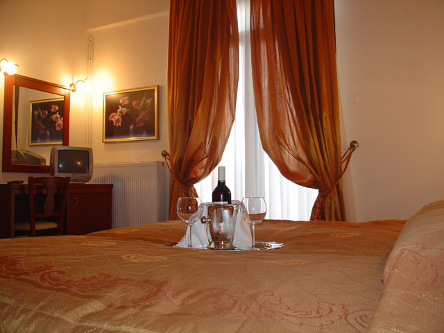Tasia Hotel - Room