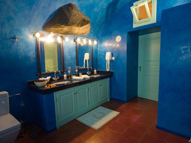 Santorini Luxury Villas - Honeymoon Luxury Villa- bathroom