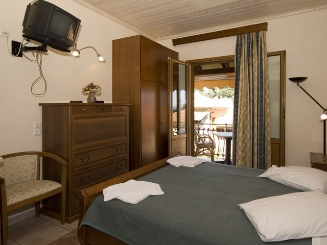 Hotel Tourist - Room