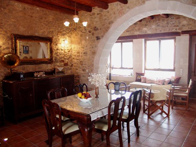 Ariadni Villa - Dining area
