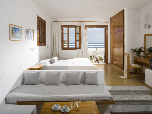 Ledra Apartments - Living room