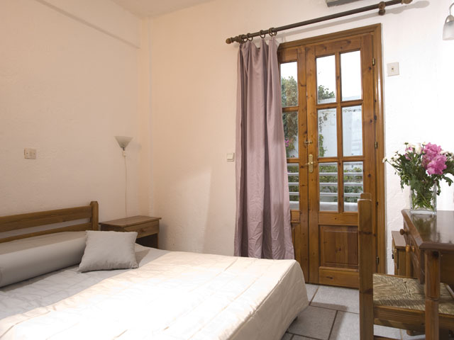 Ledra Apartments - Bedroom