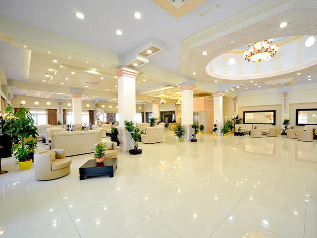 Gaia Palace Hotel - 