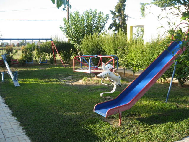 Giakalis Apart Hotel - Children's playground