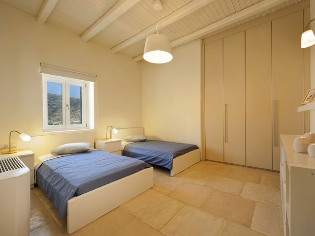 Retreat Villa - Bedroom