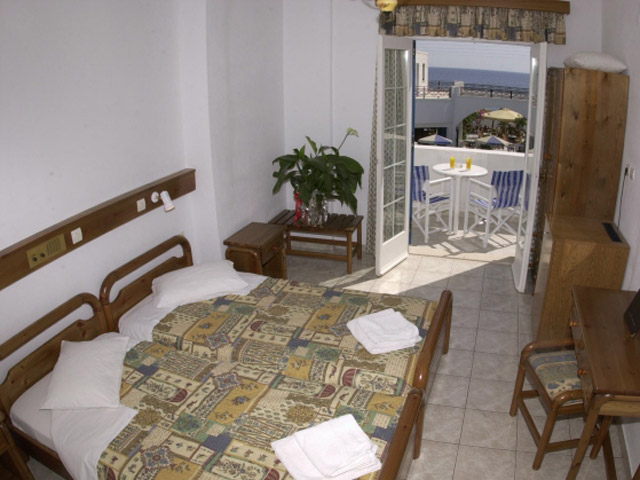 Levante Beach Hotel - Room