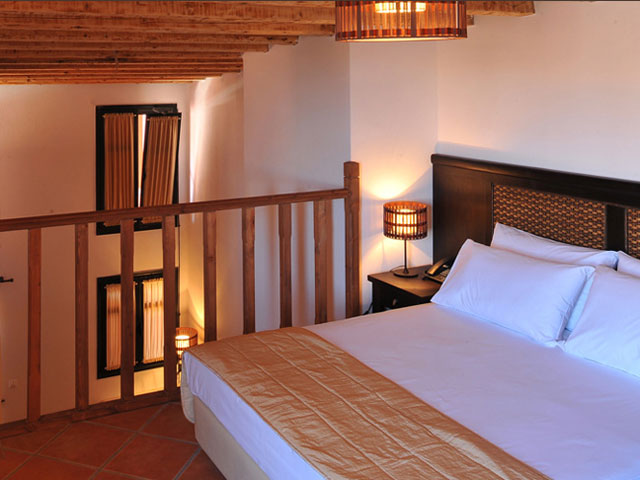 Varos Village Hotel  - Bedroom