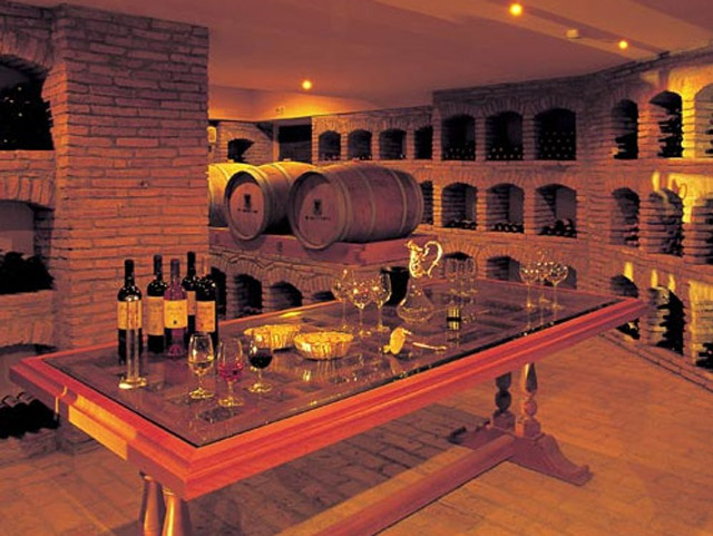 Elounda Peninsula All Suite Hotel - Wine cellar