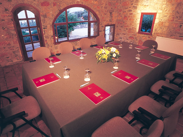 Elounda Mare Hotel - Relais & Chateaux - Meeting Room