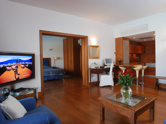 Elounda Beach Exclusive  & Platinum Club - Elounda Beach Exclusive Club  Family Residences Living Room