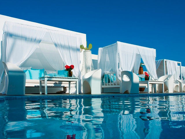 Aressana Santorini Spa Hotel and Suites - 