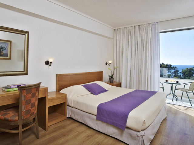 Amarilia Hotel - Room