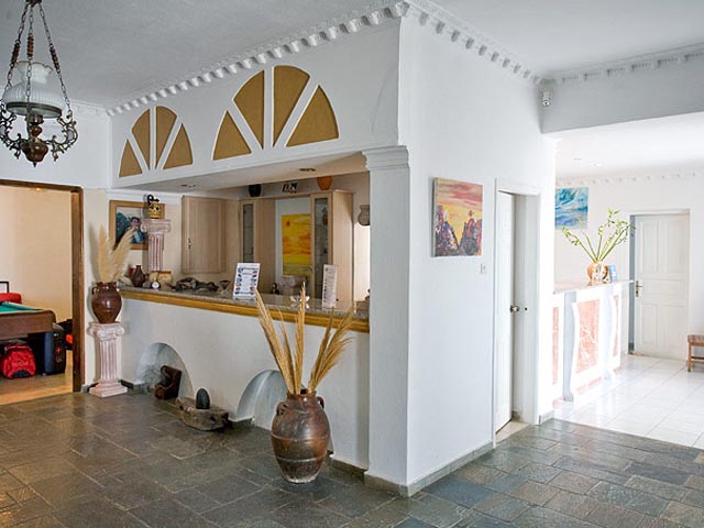 Rivari Santorini Hotel - 