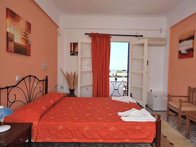 Rivari Santorini Hotel - 