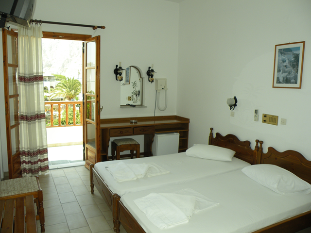Armonia Hotel Santorini - 