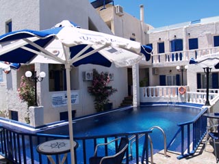 Porto Perissa Hotel - Swimming Pool