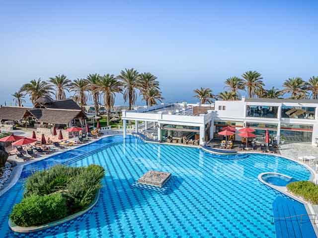 Radisson Blu Beach Resort - 