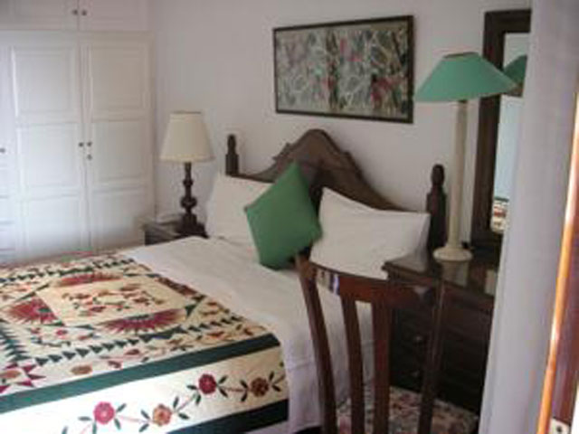 Candia House - Bedroom