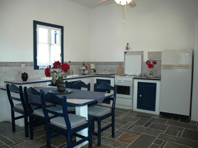 Cyclades Villas - Dining Area