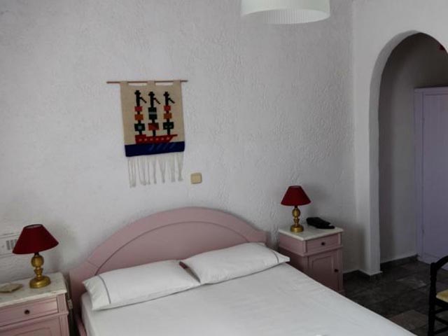 Porto Sikinos Traditional Hotel - 